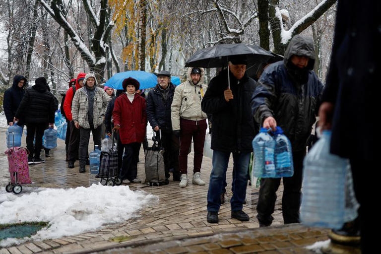 Tổng thống Ukraine cảnh báo về các cuộc tấn công tên lửa mới của Nga